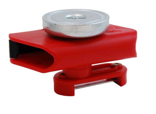 DAA Magnet inc. screw and countersunk nut for SS Racer pouch